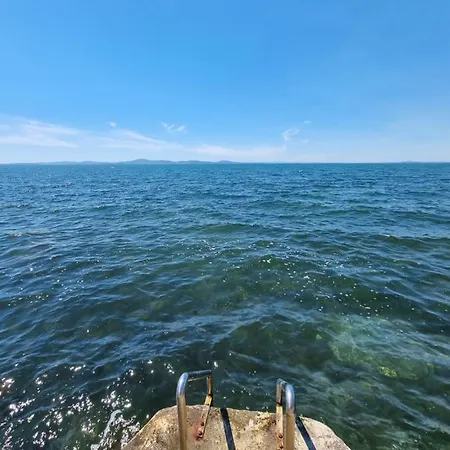 При Тони * Pomorie