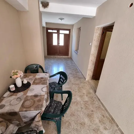 Apartamento При Тони Pomorie